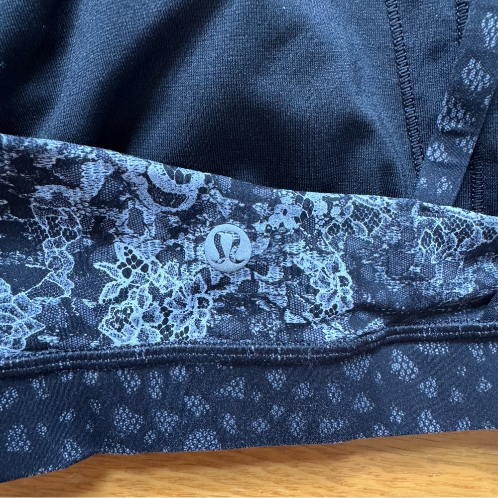 Lululemon set of 2 sports tops size medium Free to Be and Luxtreme Sports - Picture 6 of 7